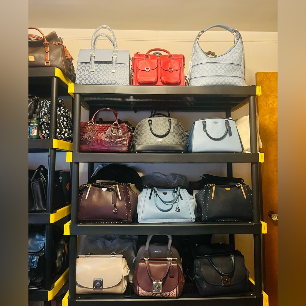 Handbags For Sale Live Auction